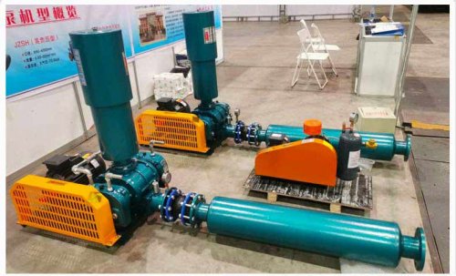 啟動(dòng)羅茨風(fēng)機(jī)前，檢查各緊固件及定位稍的安裝質(zhì)量